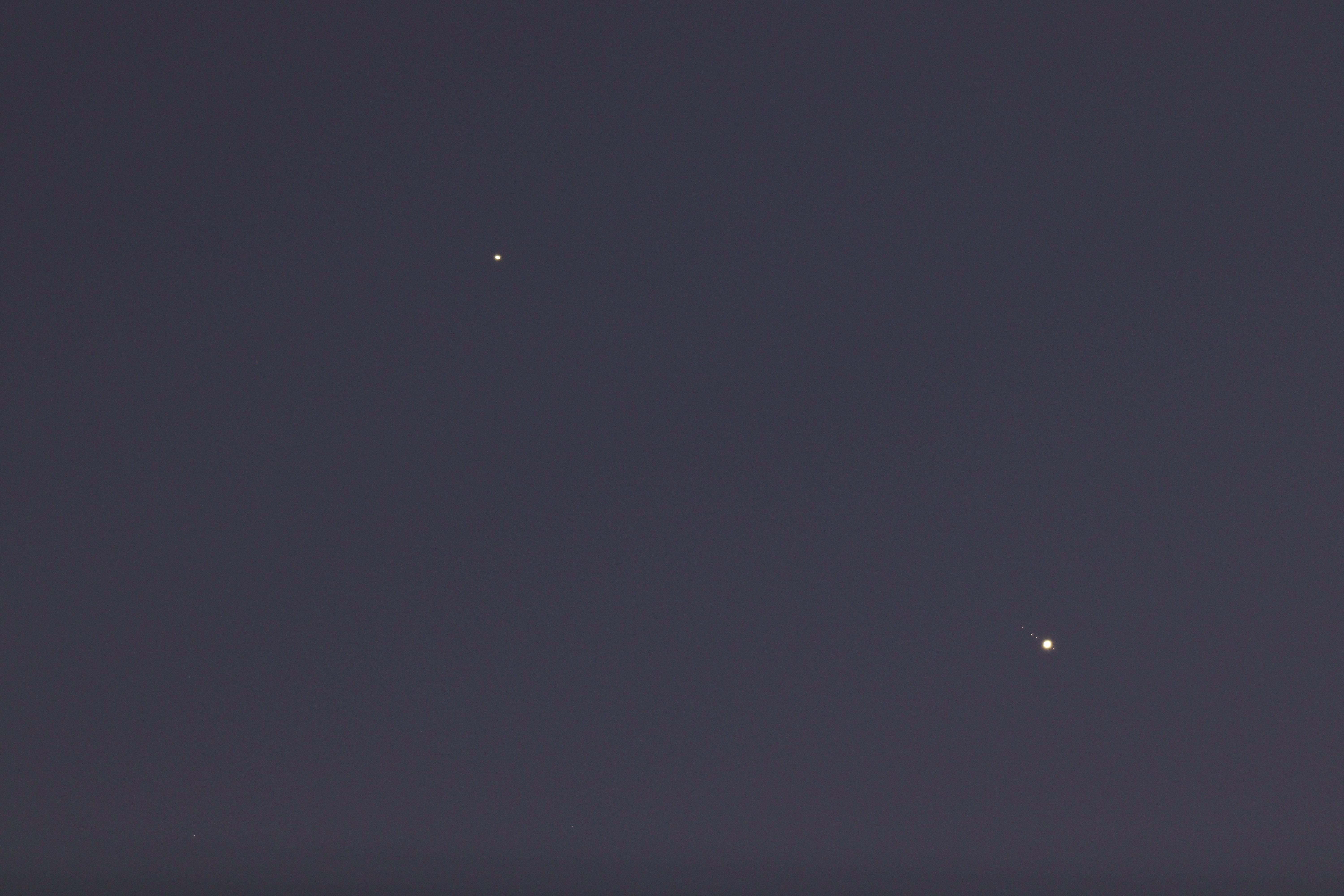 1 Second photo of Jupiter and Saturn December 4, 2020